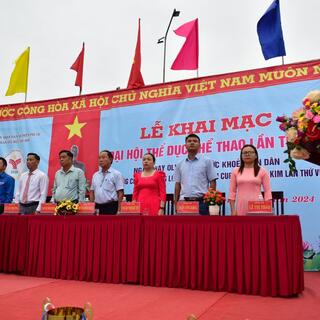 <a href="/van-hoa-xa-hoi" title="Văn hóa - Xã hội" rel="dofollow">Văn Hóa - Xã Hội</a>